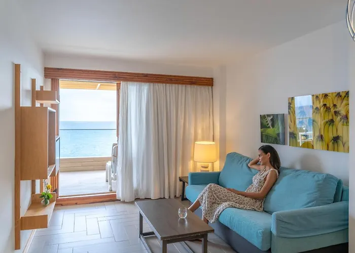 Buganvilla - Adults Only